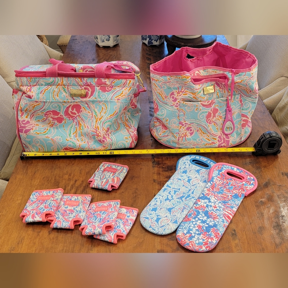 Lilly Pulitzer Set insulated Cooler and Cooler Tote with coozie and wine sleeve